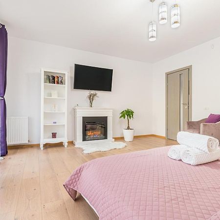 Apartament Lavender Braşov Eksteriør bilde