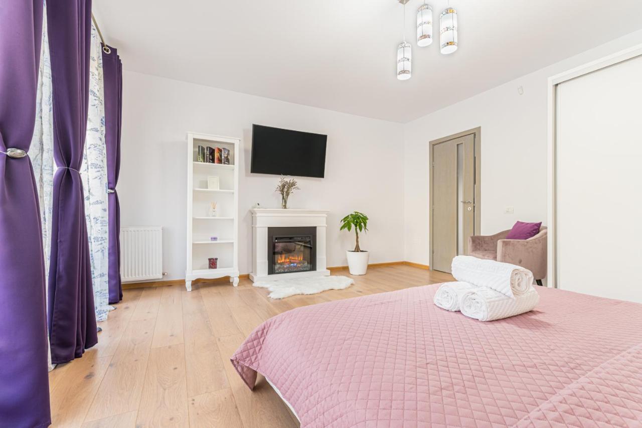 Apartament Lavender Braşov Eksteriør bilde